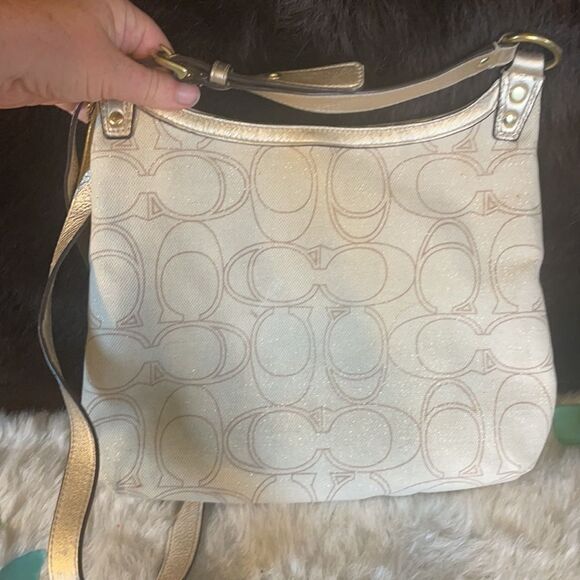 Coach purse (4790)  - Picture 5 of 9